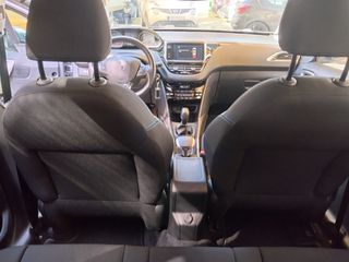 Peugeot 2008 2018 1.2 STYLE-thumb-11