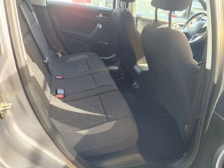 Peugeot 2008 2018 1.2 STYLE-thumb-20
