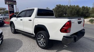 Toyota Hilux 2020-thumb-3