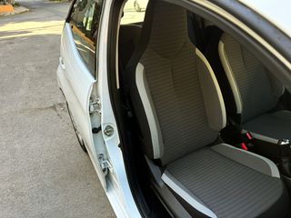 Toyota Aygo 2019-thumb-25