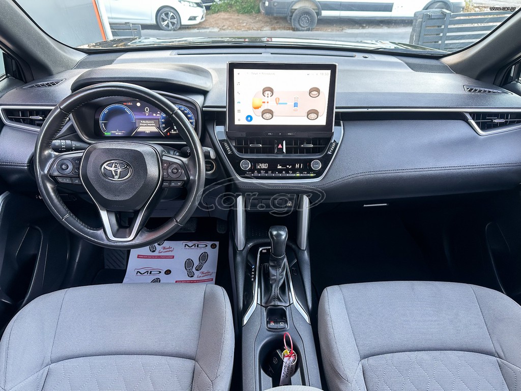Toyota Corolla Cross thumbnail 17