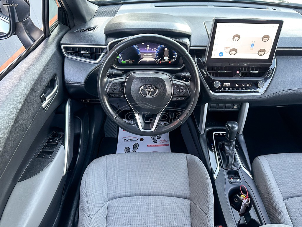 Toyota Corolla Cross thumbnail 18