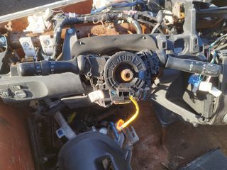 Σετ Ταμπλό Toyota Yaris - Αερόσακοι, Ζώνες & Χειριστήριο A/C