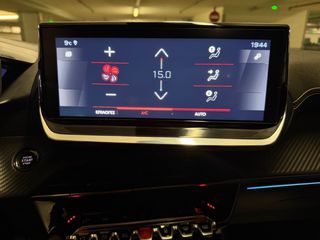 Peugeot 2008 2020 GT LINE/PANORAMA-thumb-40