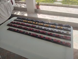 Μοναδική συλλογή από 49 μιατουρες μοντέλα ferrari