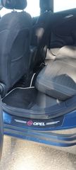 Opel Astra 2018-thumb-10