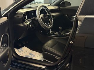Mercedes-Benz CLA 180 2022 AMG LINE 45S-thumb-37