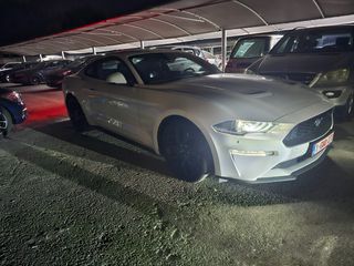 Ford Mustang 2019-thumb-41
