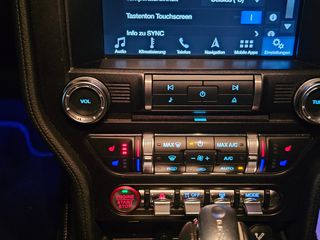 Ford Mustang 2019-thumb-50