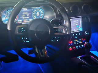 Ford Mustang 2019-thumb-52