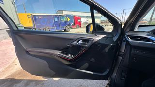 Peugeot 208 2017 GT LINE-thumb-6