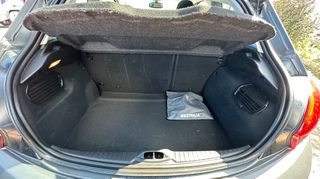 Peugeot 208 2017 GT LINE-thumb-13