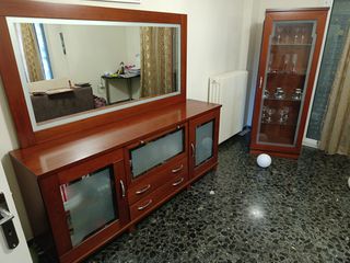 Μπουφές και κρυσταλιέρα