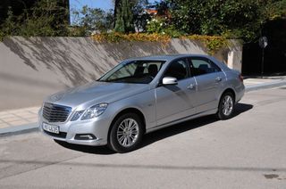 Mercedes-Benz E 200 2010 CGI BLUE EFFICIENCY ELEGANCE