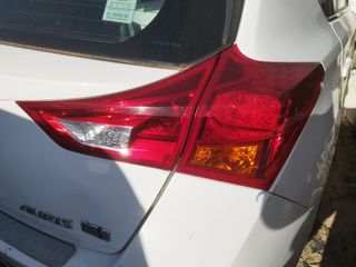 Πίσω Φανάρια Σετ (Εξωτερικά & Πορτμπαγκάζ) Toyota Auris hybrid (2014-2015)