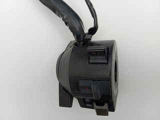 Honda VT 500 Ε μοντ. 1983 - 1986 αριστερός διακόπτης φώτων