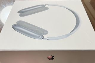 AirPods Max-thumb-1