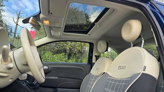 Fiat 500 2017 1.2_PANORAMA_ΑΝΟΙΓΟΜΕΝΗ_ΟΡΟΦΗ_Navi_Full_Led-thumb-14