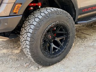 Ford Raptor 2019 Velociraptor-thumb-13