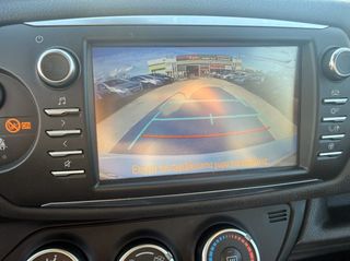 Toyota Yaris 2019-thumb-14