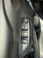 Toyota Yaris 2021 1.5 HYBRID DESIGN-thumb-7