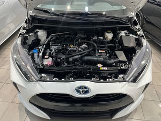 Toyota Yaris 2021 1.5 HYBRID DESIGN-thumb-9