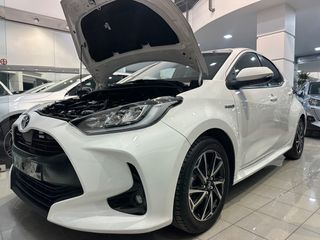 Toyota Yaris 2021 1.5 HYBRID DESIGN-thumb-12