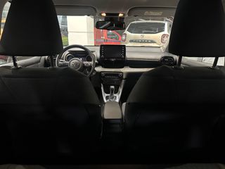 Toyota Yaris 2021 1.5 HYBRID DESIGN-thumb-24