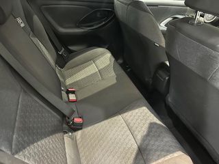 Toyota Yaris 2021 1.5 HYBRID DESIGN-thumb-25