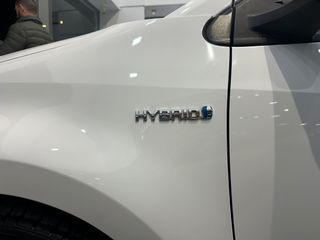 Toyota Yaris 2021 1.5 HYBRID DESIGN-thumb-32