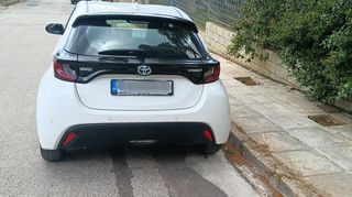 Toyota Yaris 2022 1.5 HYBRID-thumb-5