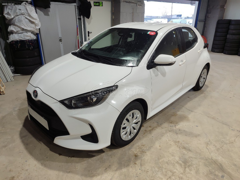 Toyota Yaris 2021 1.5 HYBRID LIVE Automatic