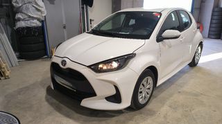 Toyota Yaris 2021 1.5 HYBRID LIVE Automatic-thumb-1