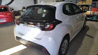Toyota Yaris 2021 1.5 HYBRID LIVE Automatic-thumb-6