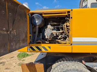Εκσκαφέας Με Λάστιχα Liebherr 2001 924-thumb-5