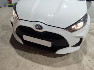 Toyota Yaris 2021 1.5 HYBRID LIVE Automatic-thumb-2