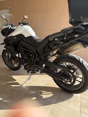 Triumph Tiger 800 2011-thumb-3