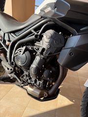 Triumph Tiger 800 2011-thumb-7
