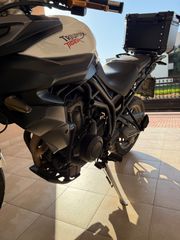 Triumph Tiger 800 2011-thumb-9