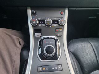 Land Rover Range Rover Evoque 2017 TD4 SE 4x4 R-DYNAMIC BLACK EDITION-thumb-94