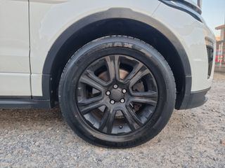 Land Rover Range Rover Evoque 2017 TD4 SE 4x4 R-DYNAMIC BLACK EDITION-thumb-25