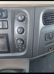 Κόφα DAF 2015 LF 220-thumb-7