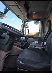 Κόφα DAF 2015 LF 220-thumb-8