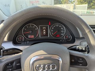 Audi A4 2006-thumb-5