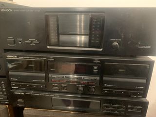 Πωλείται ηχοσύστημα KENWOOD 1991, vintage, επτά (7) συστημάτων και δύο  (2) ηχείων