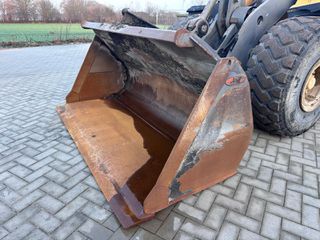 Φορτωτής Με Λάστιχα Volvo 2013 L 150 G-thumb-6
