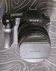 Φωτογραφικη μηχανή Sony RX10 MKIII - Zeiss 24-600 .