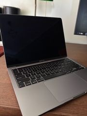 MacBook Pro-thumb-4