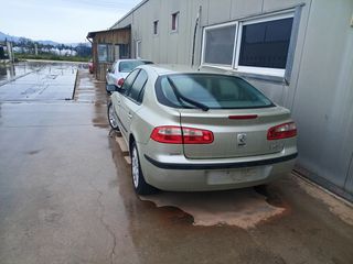 RENAULT LAGUNA-thumb-2