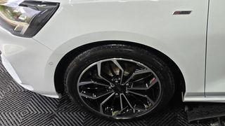 Ford Focus 2020 ST LINE-thumb-6